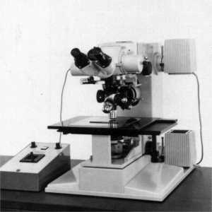 Mikroskop UEM