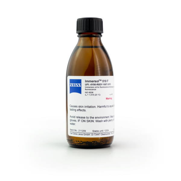 Botella con 100 ml de Immersol 518 F libre de fluorescencia