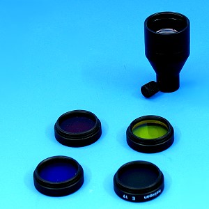 Focusing attachment and filter set (D)