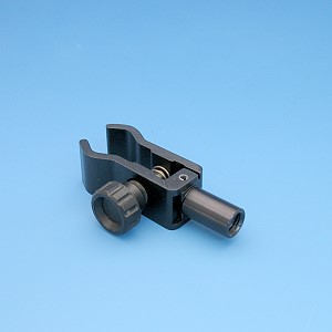 Clamp S to light guide (D)